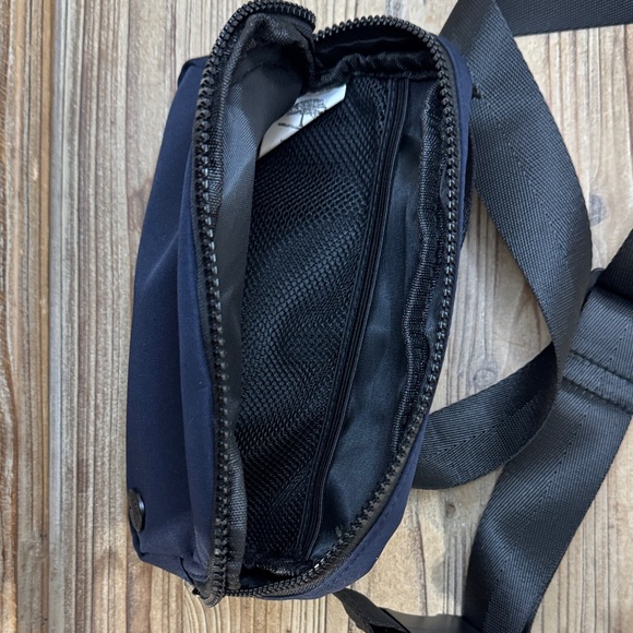 Unisex Navy Blue Crossbody Bag - Picture 2 of 4